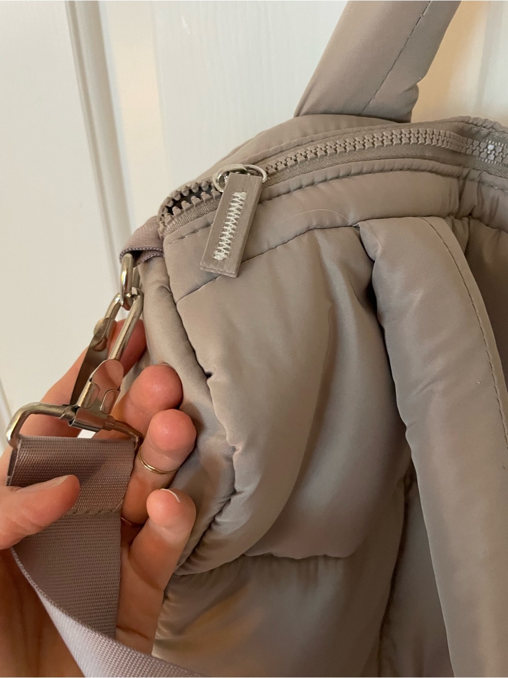 WILO Taupe Quilted Tote Bag - Picture 3 of 7